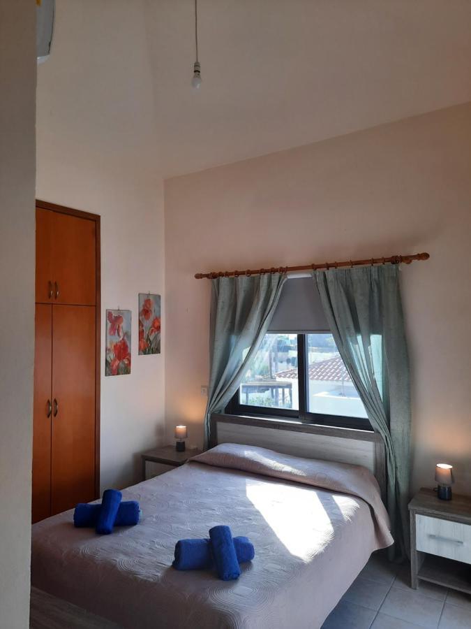 Marinea Beach Villas Klorakas Exterior foto