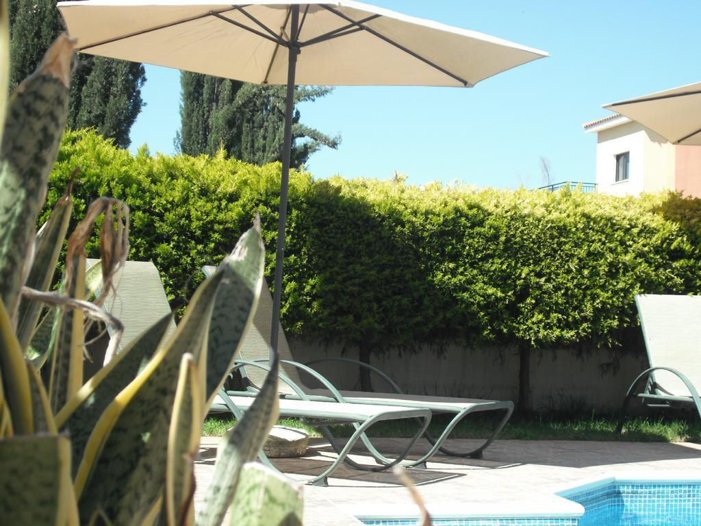 Marinea Beach Villas Klorakas Exterior foto