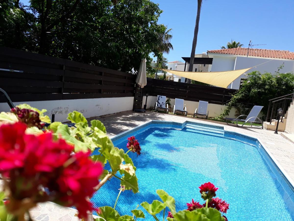 Marinea Beach Villas Klorakas Exterior foto